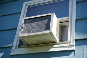 Window air conditioner vs. heat pumps